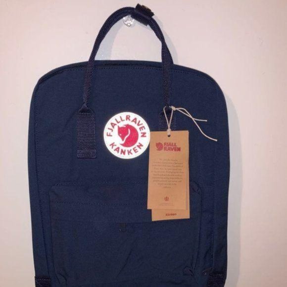 fjallraven reflective logo